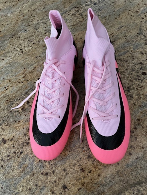RURAN Men's Soccer Shoes with Non-Slip Spikes High-Tops Lace-Up  Size 10.5 Or 44