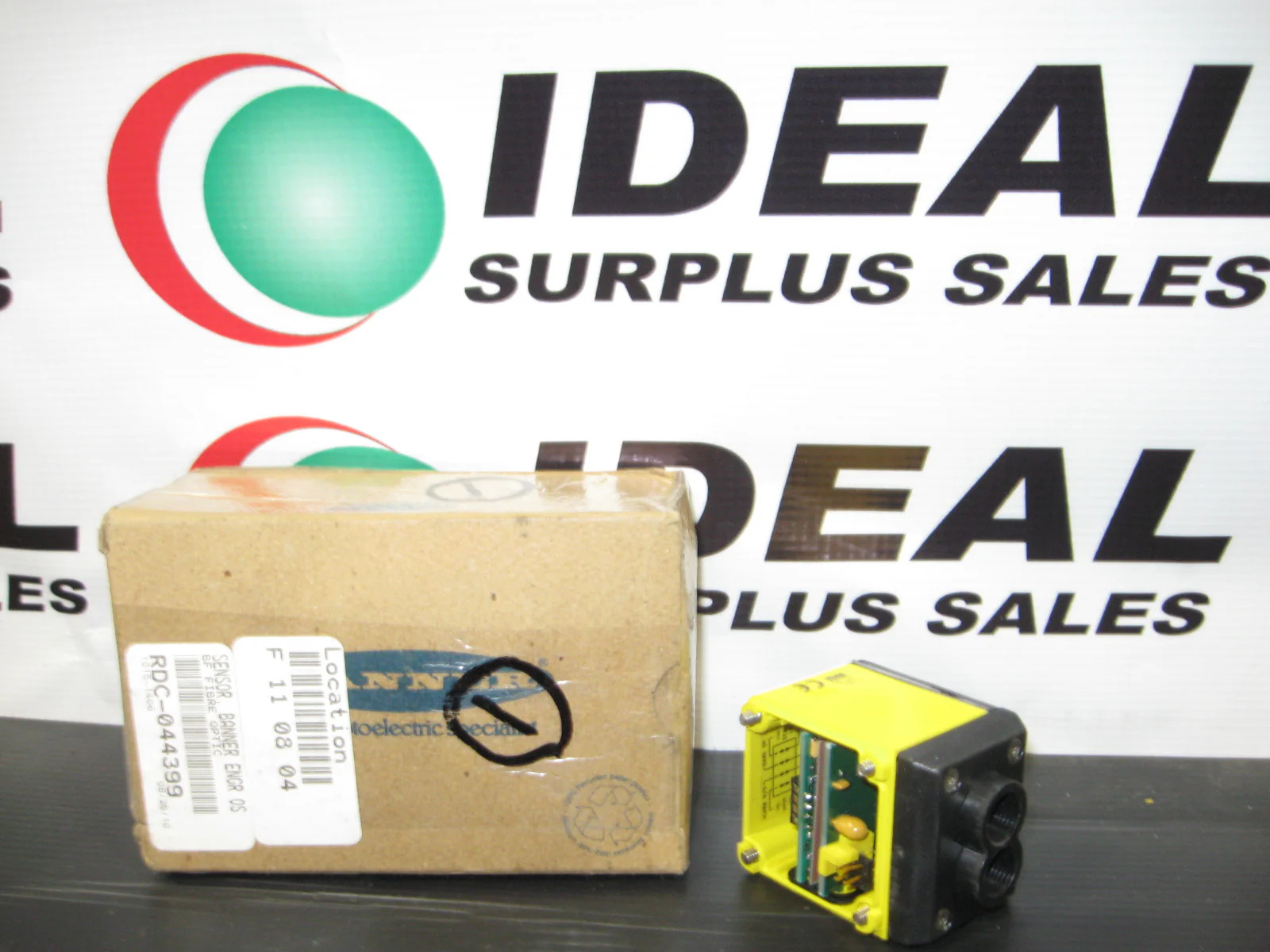 Banner OSBF Omni-Beam Sensor Head 27083-New In Box