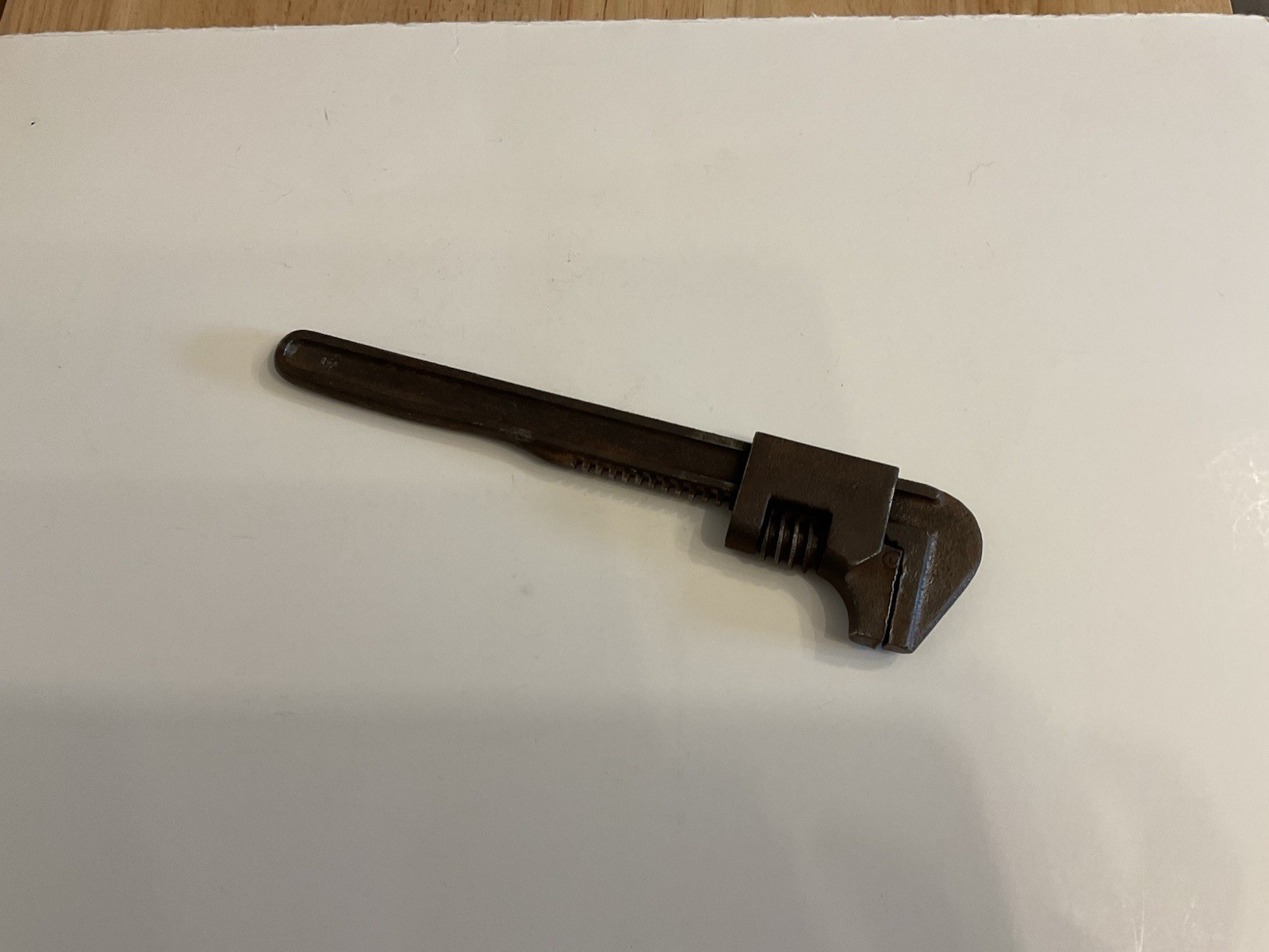 Vintage 9 inch Pipe Wrench Auto Steel - Antique - Long Jaw