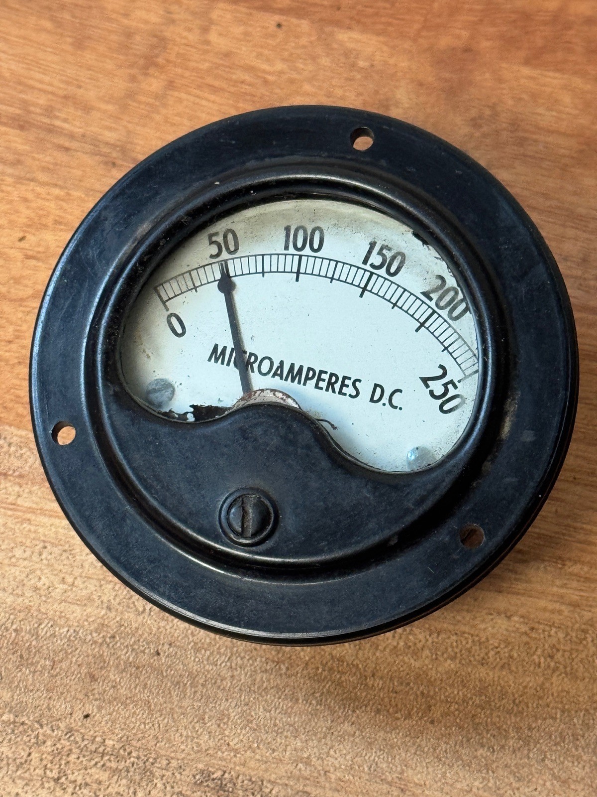 Vintage UNIVERSITY GRAHAM Instruments T3-250 0-250 Microamperes D.C. Gauge