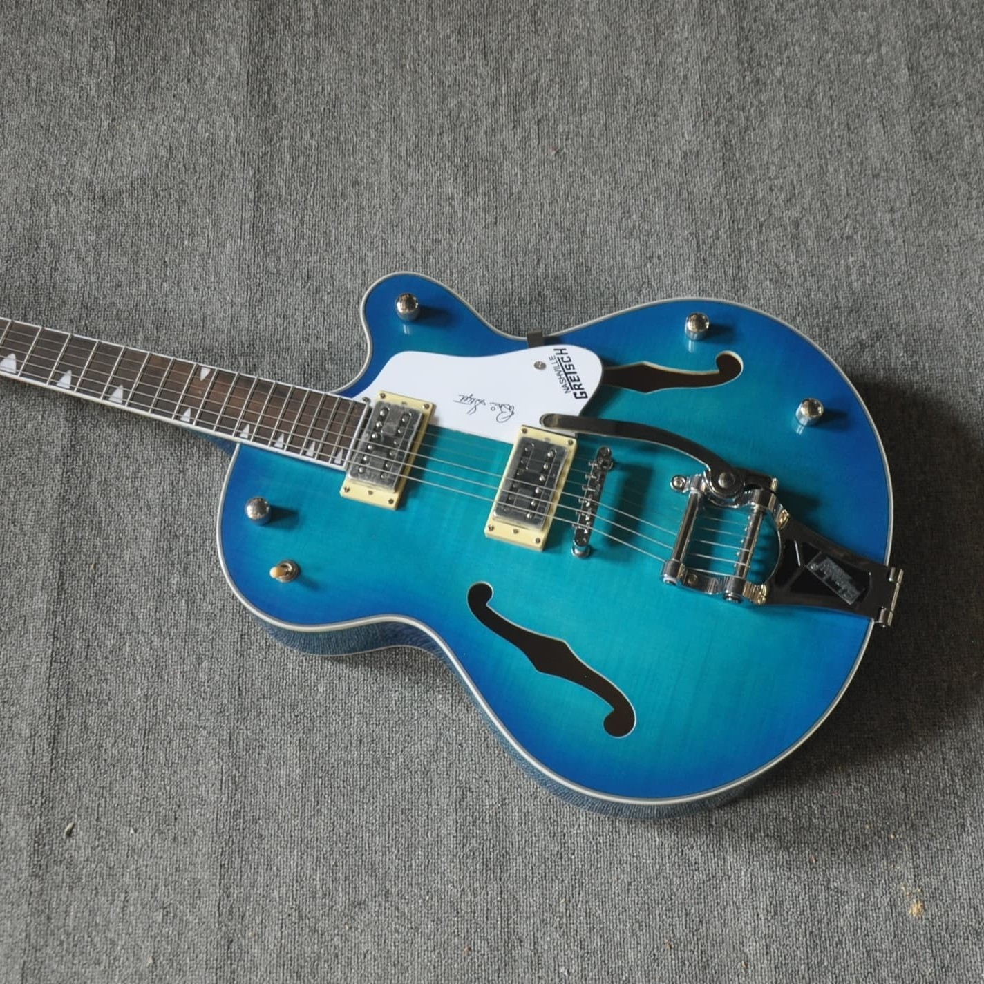 20 Frets Semi Hollow Body Jazz Electric Guitar Single Cutaway Chrome Hardware