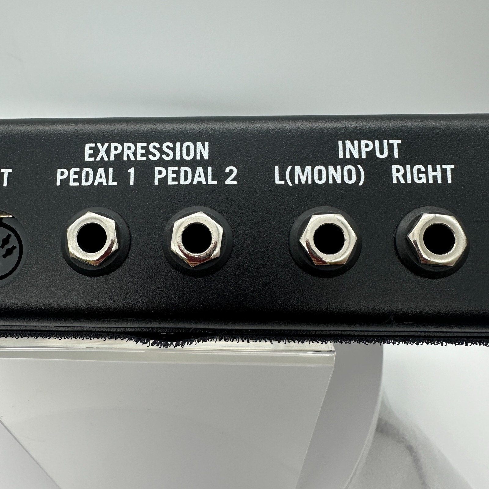 line6 M9 Stomp box Modeler multi effects Complete Accessories Good Condition