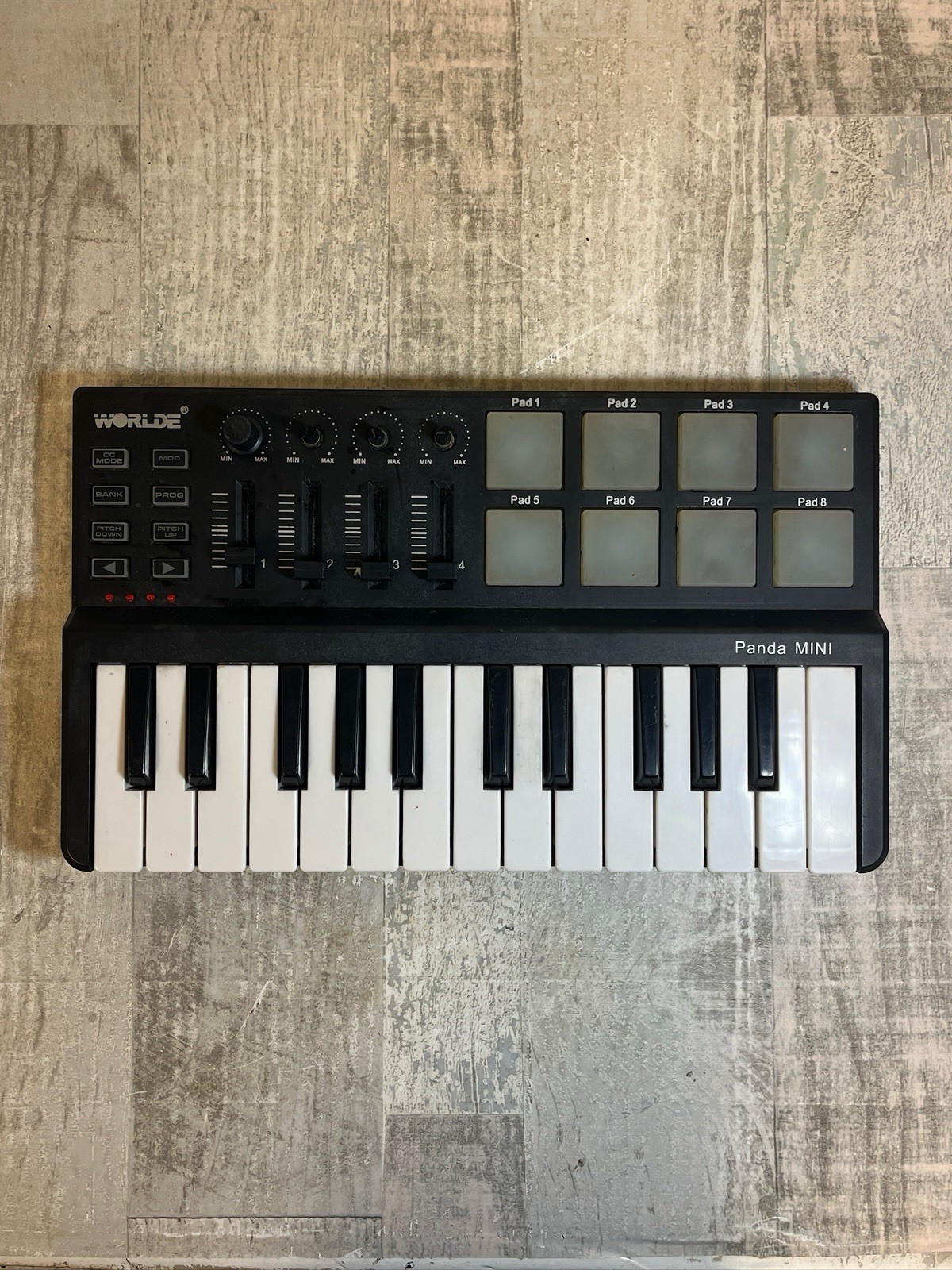 WORLDE Panda MINI 25-Key USB MIDI Keyboard and Drum Pad Controller - Tested