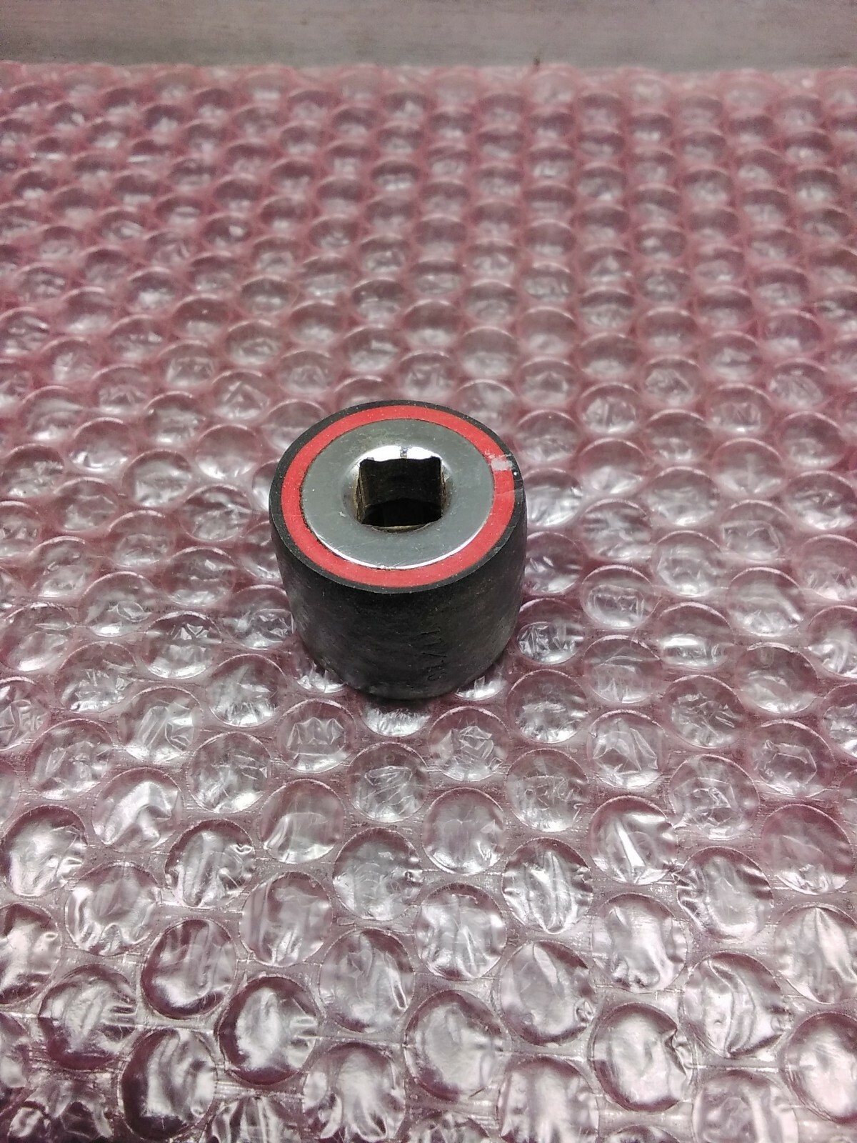 Used CEMENTEX 11/16" Insulated Socket, 3/8" Drive,12-pt
