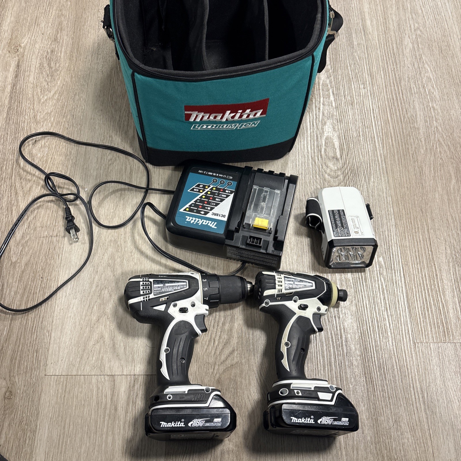 Makita 18v Combo Kit LXFD01 Drill & LXDT04 Impact Driver Charger, Case, Battery