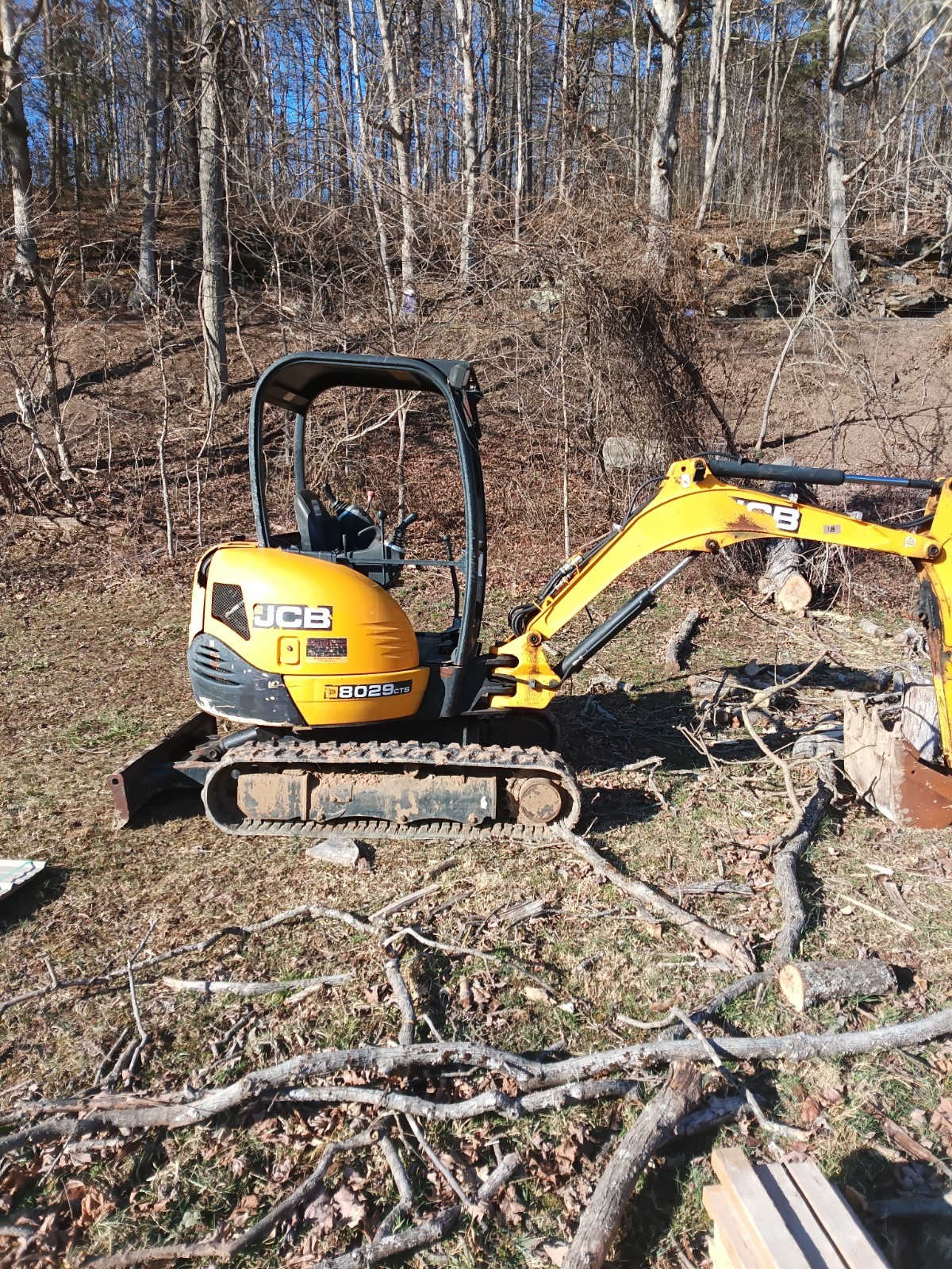 JCB 8029 Excavator Compact Trackhoe 2016 Diesel with 24 Bucket Attachment Used