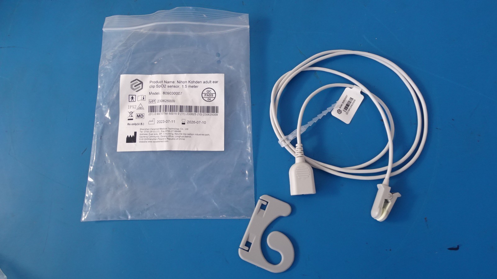 Caremed 809030007 SpO2 Ear Clip Sensor for Nihon Kohden, 1.5m Adult