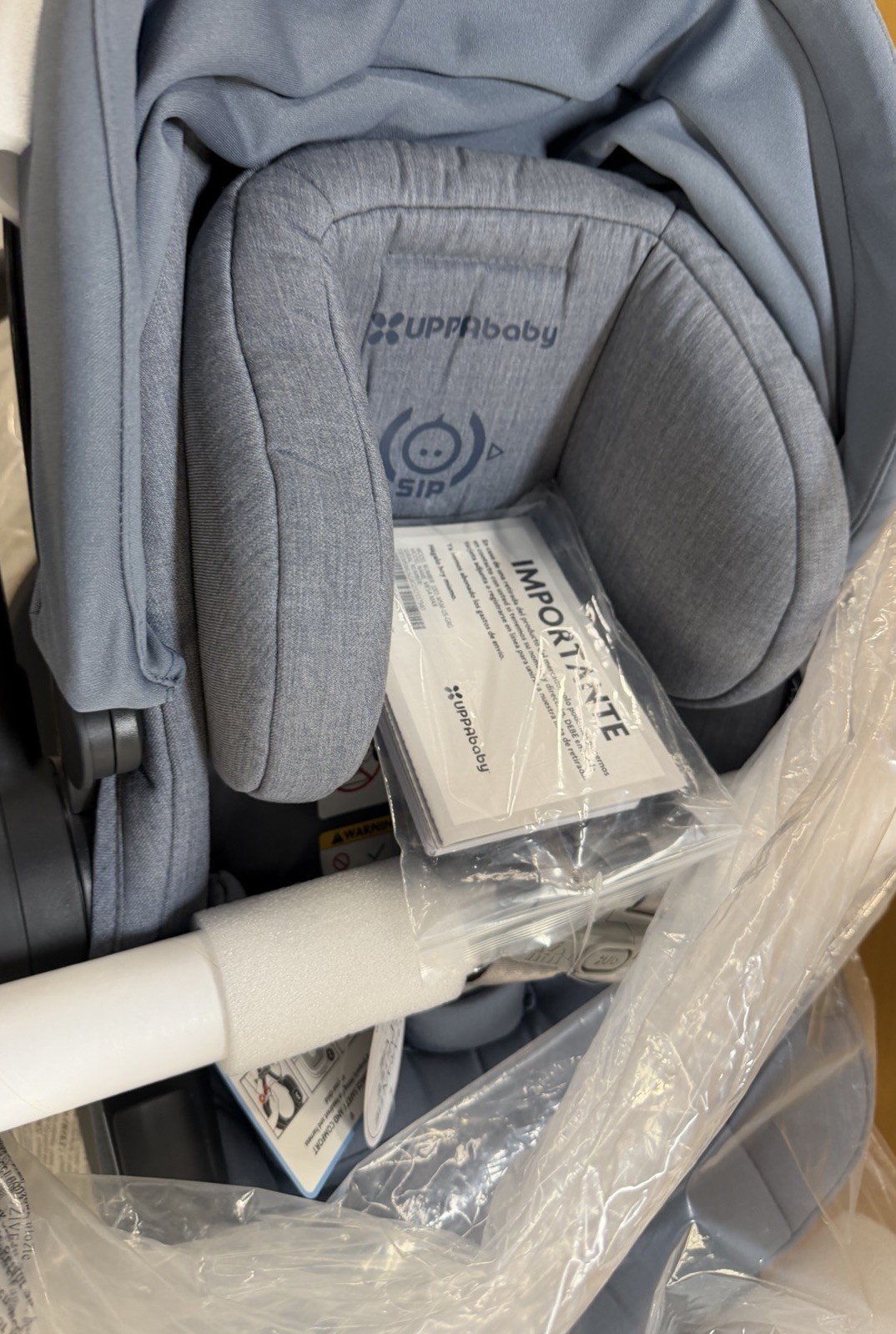 UPPAbaby Mesa Max Infant Car Seat/ Base Load Leg & Robust Infant Insert Gregory