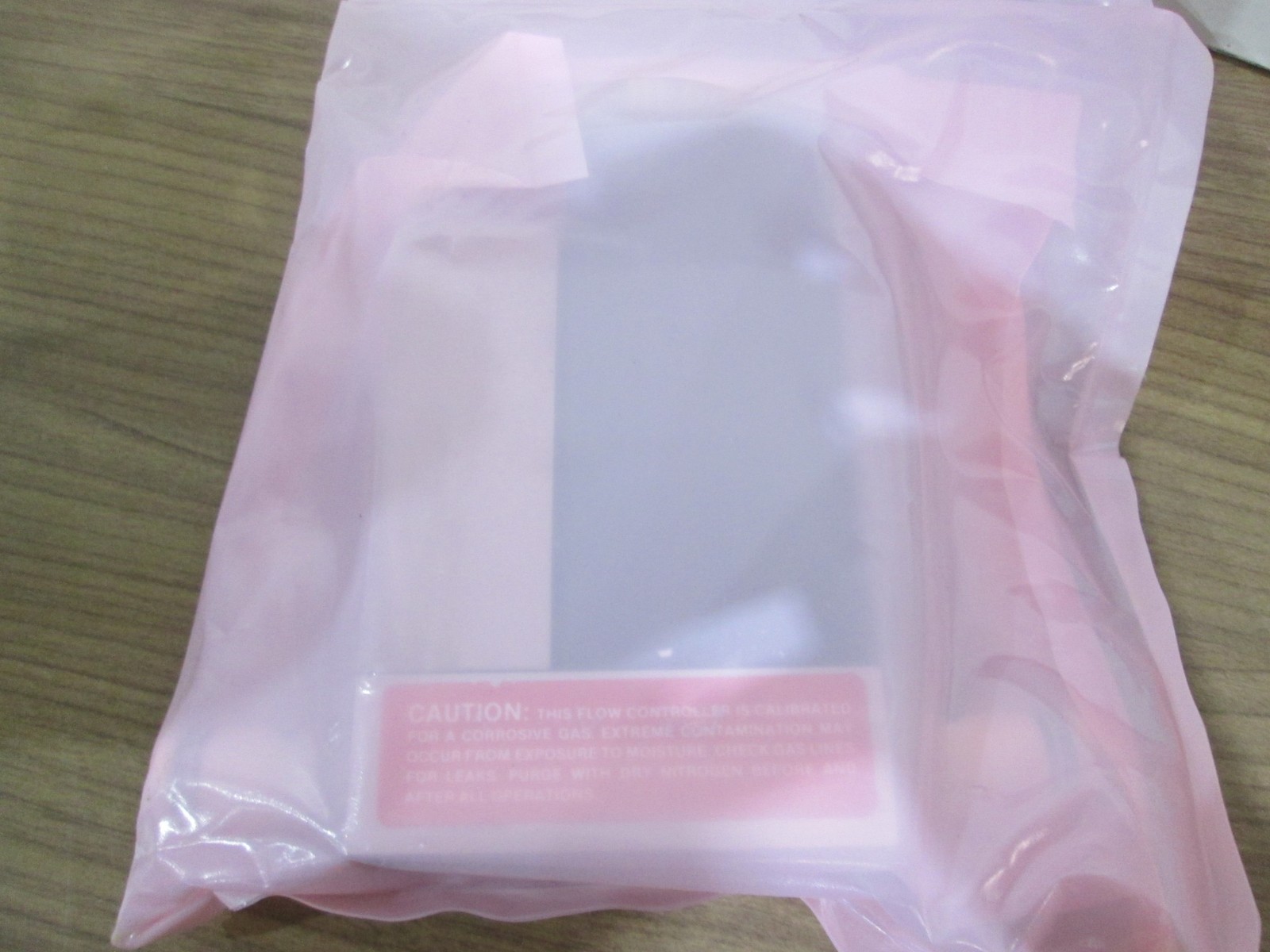 Unit, UFC-1100A, Mass Flow Controller, 200 SCCM, SIH4, New