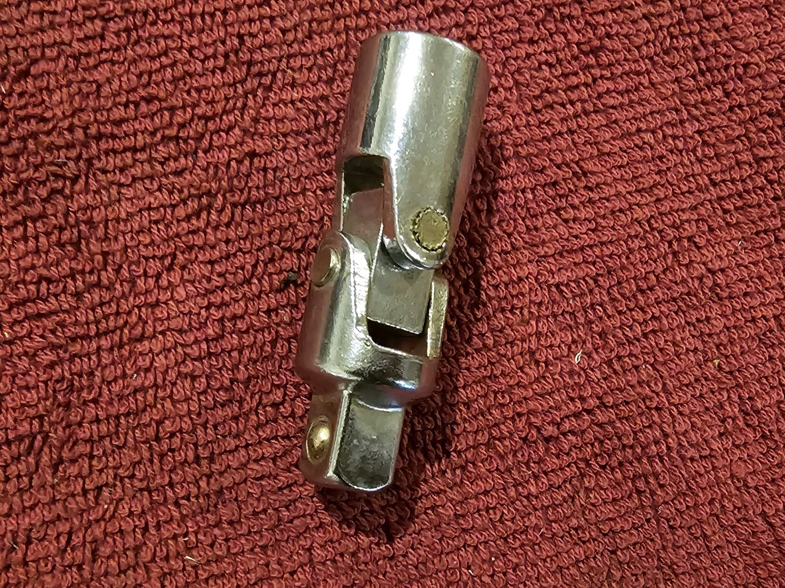 Unmarked Universal Joint Swivel  3/8"