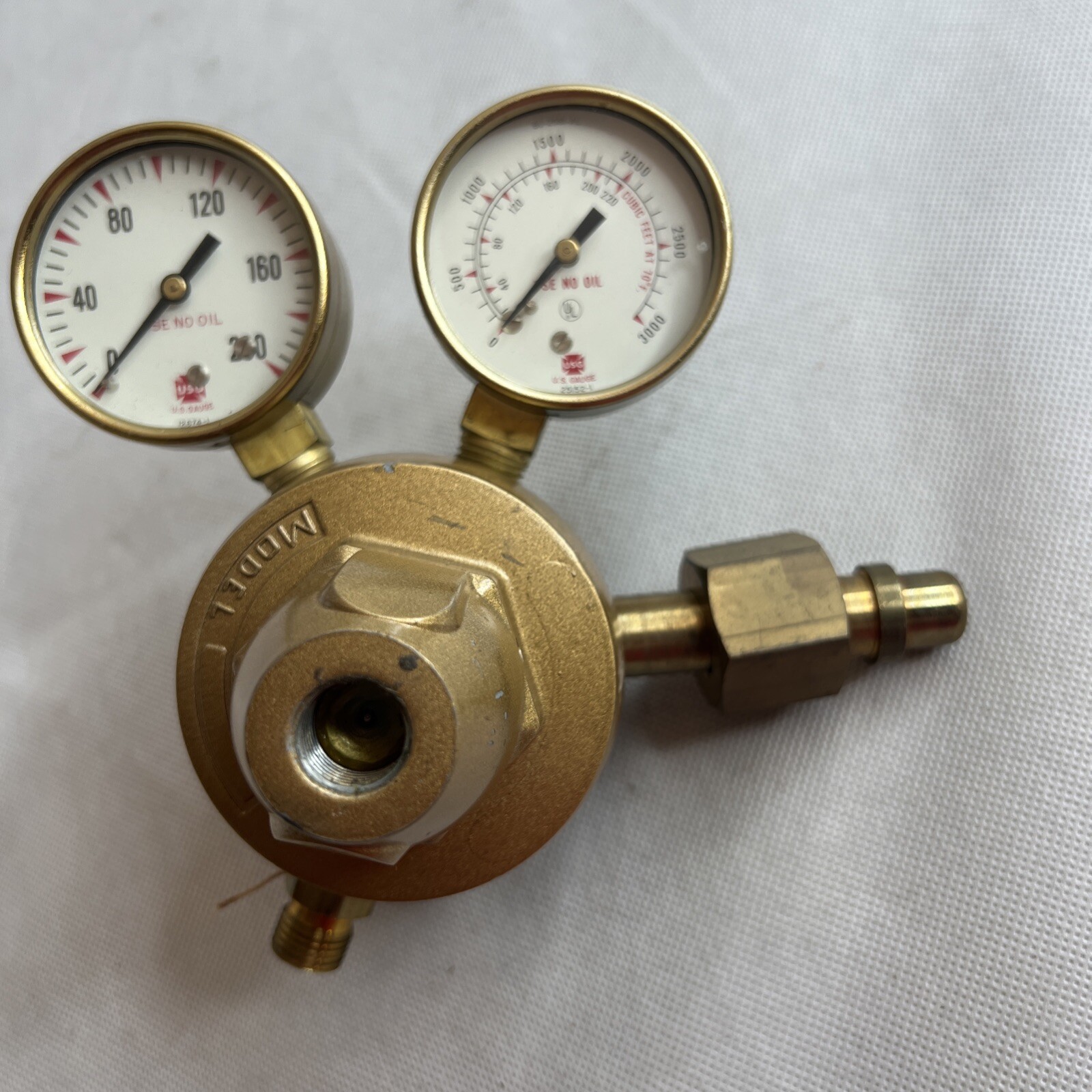 Miles Two Stage Oxygen Regulator U.L. File SA-795 Model 25-250