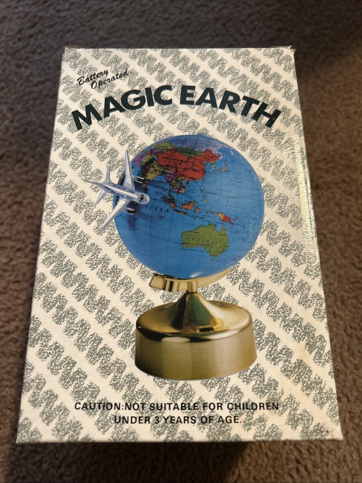 Battery Operated Magic Earth Globe With Traveling Magnetic Airplane. Rare Toy.
