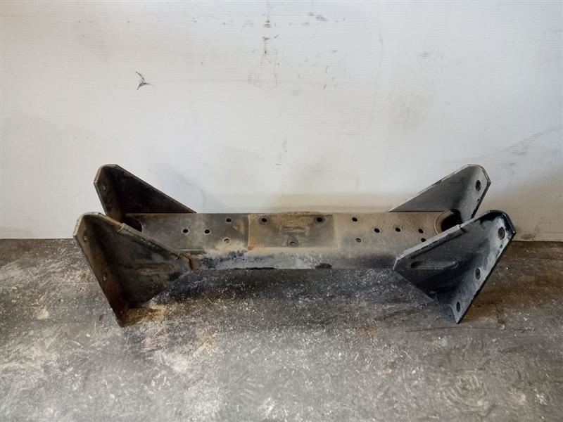 Peterbilt Crossmember, 5pcs Welded L Ends, 33.5 Long   (9691044