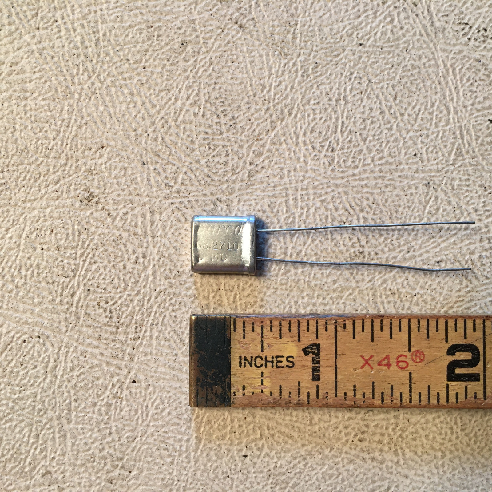 Quartz Crystal 68.2710 Mhz, NOS