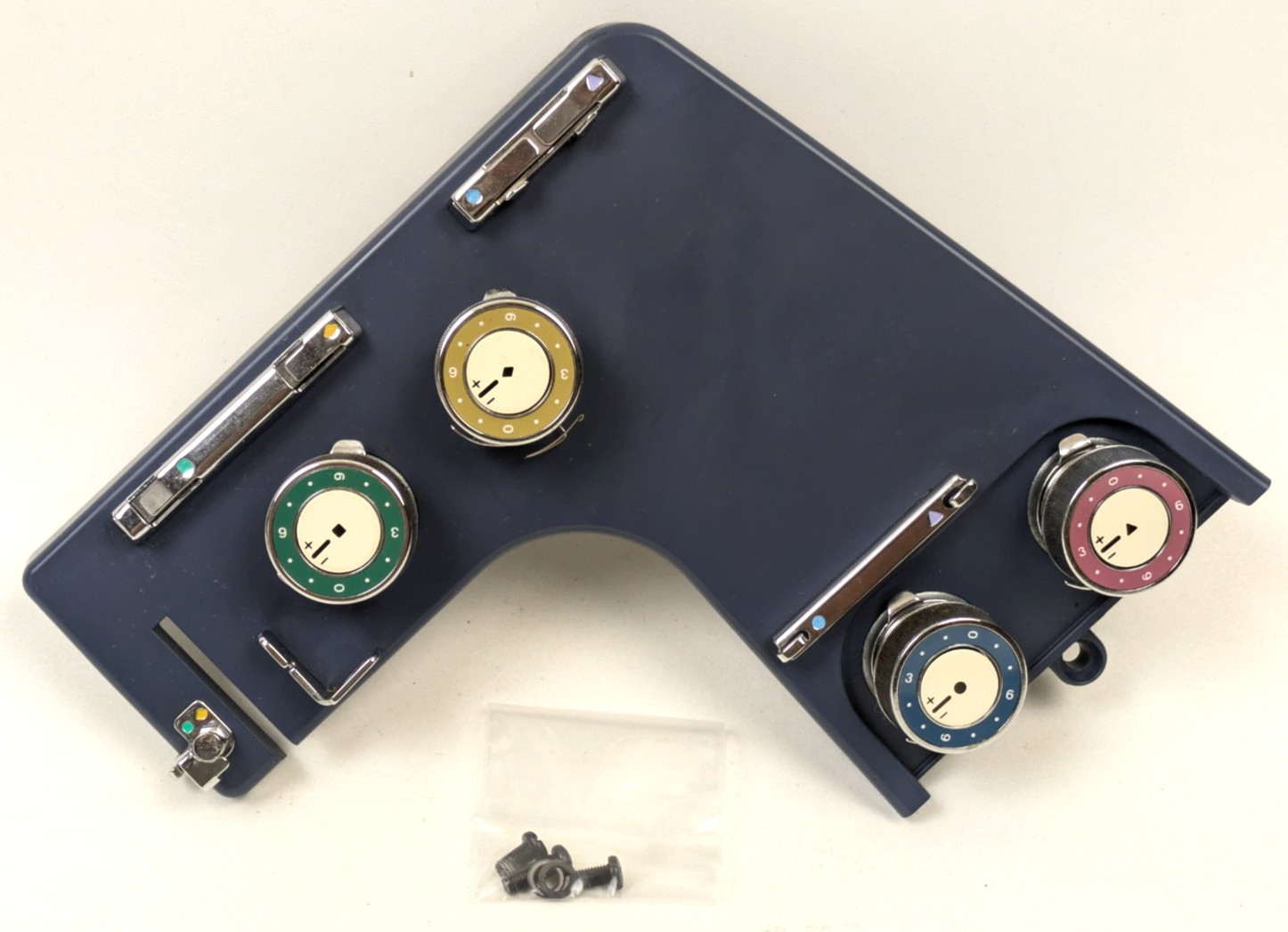 White Superlock 534 Serger Front Panel w/ All 4 Thread Tensioners Dials Guides