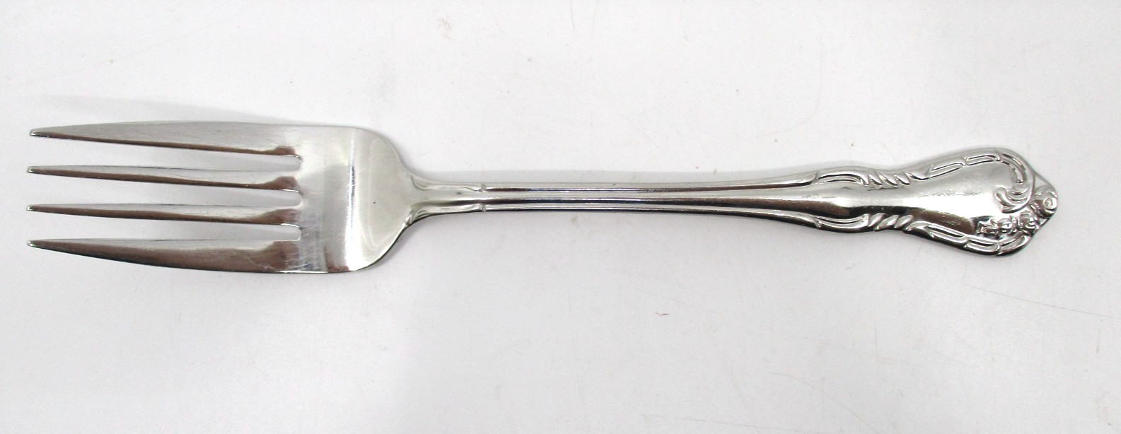 REED BARTON STAINLESS LATTICE ROSE SALAD FORK - 7 1/4"    04B