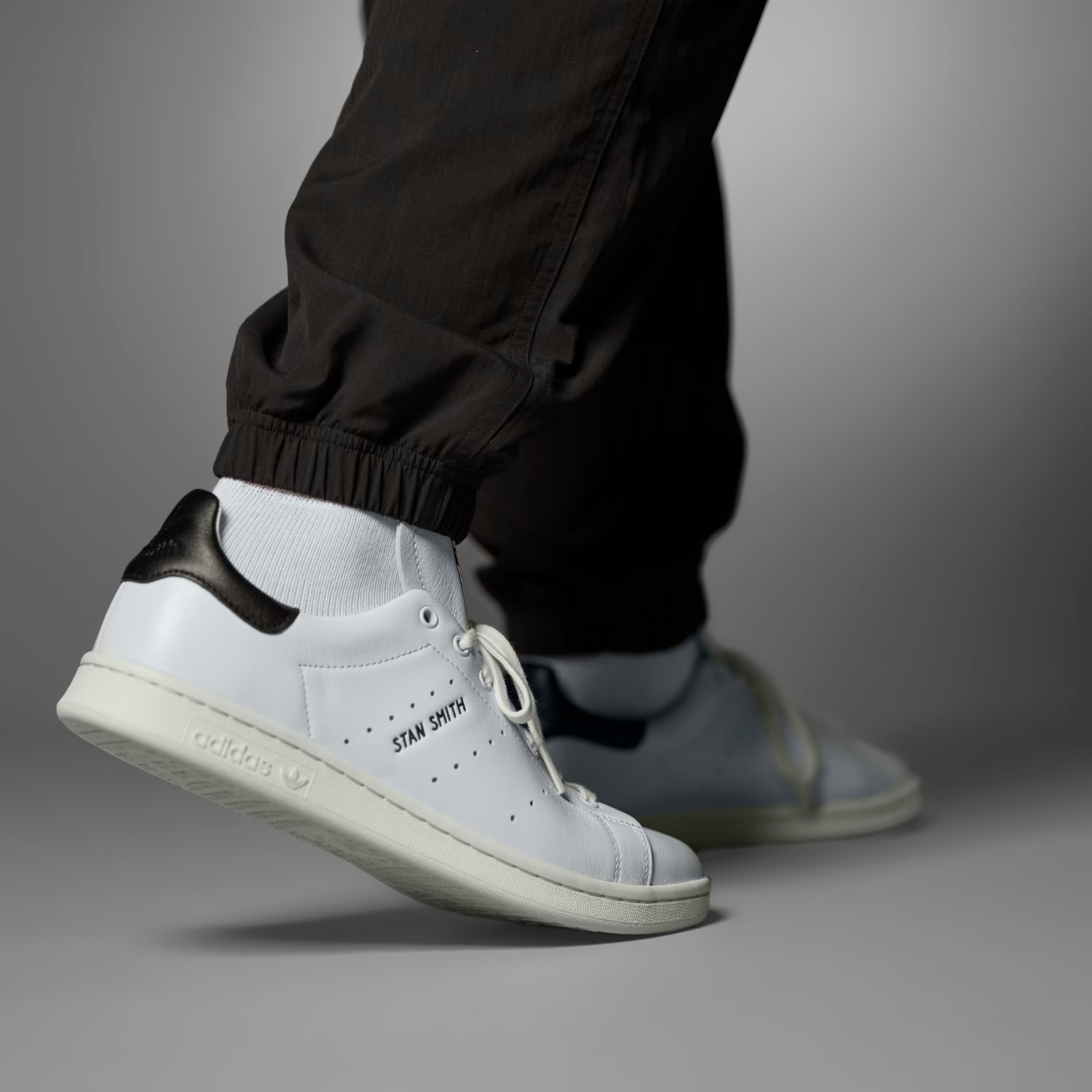 adidas Originals Stan Smith Lux White Black HQ6785 Men's shoes NEW mot12