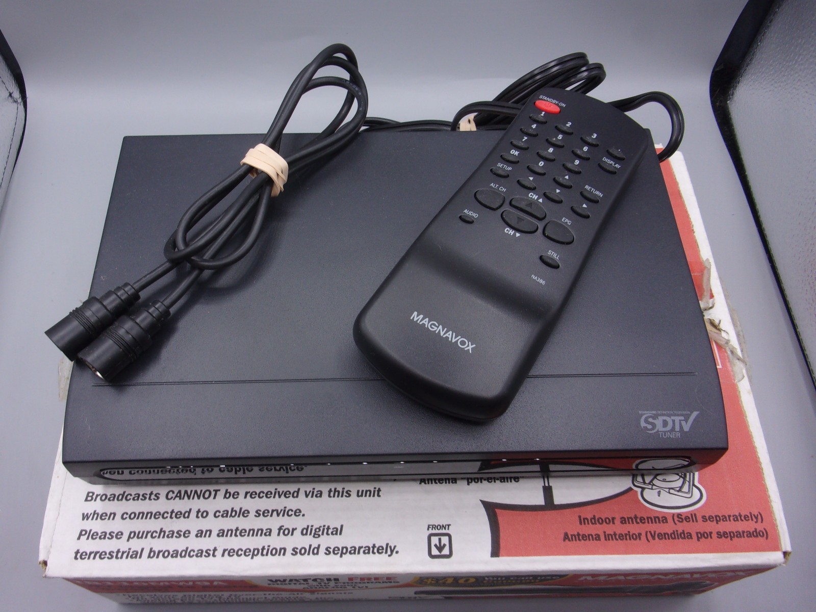 Magnavox TB110MW9 DTV Digital to Analog TV Converter Television Box With Remote