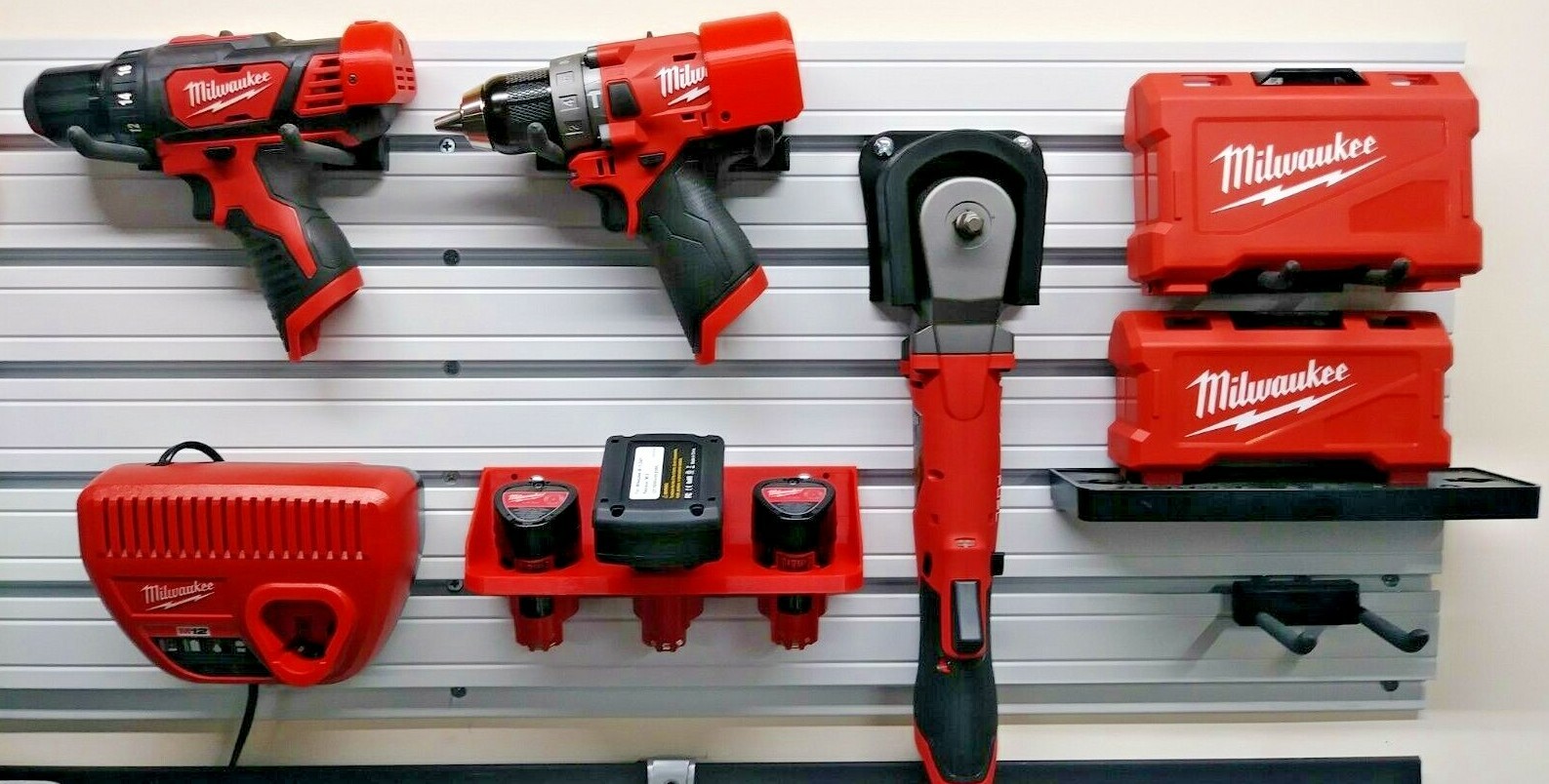 Milwaukee M12 1/2" Hammer Drill/ Drill/Driver Bubble Level Attachment