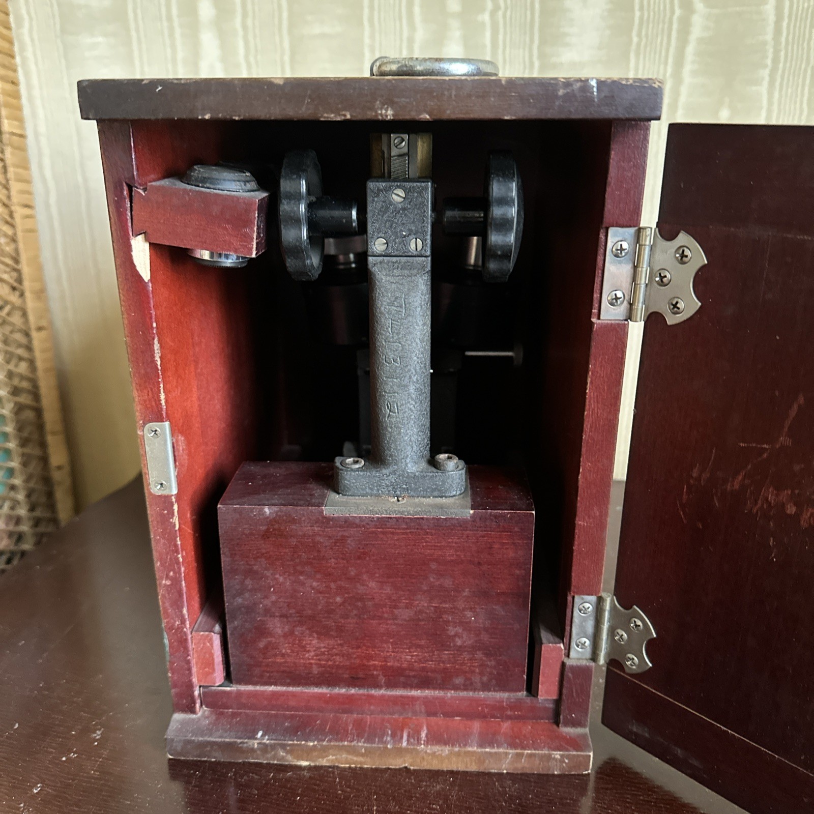 Vintage Bausch & Lomb LL270 Microscope With Custom Case