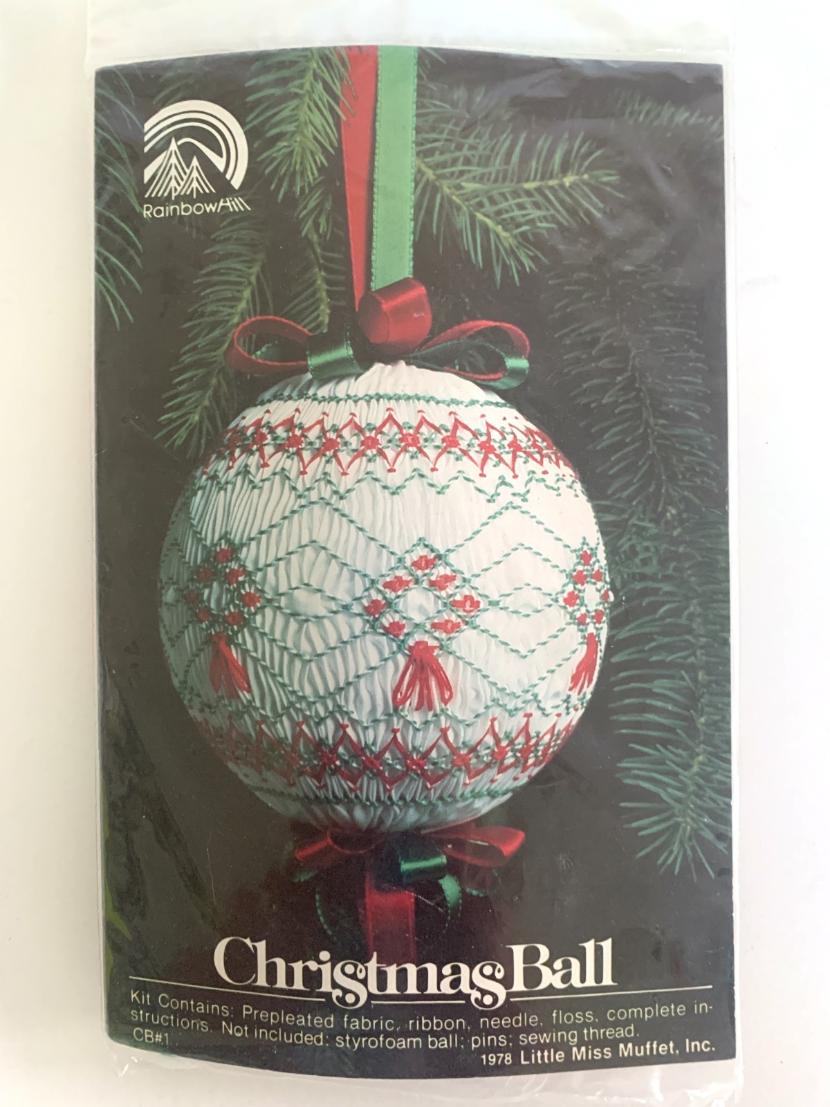 Vintage 1978 Rainbow Hill Smocking Christmas Ball Ornament Kit Red Green Wreath