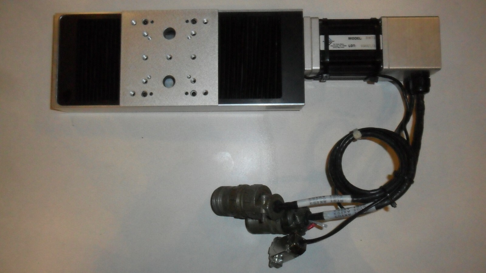 New Aerotech Linear Stage Model ATS100, Surplus Clean Room Lab Equipment