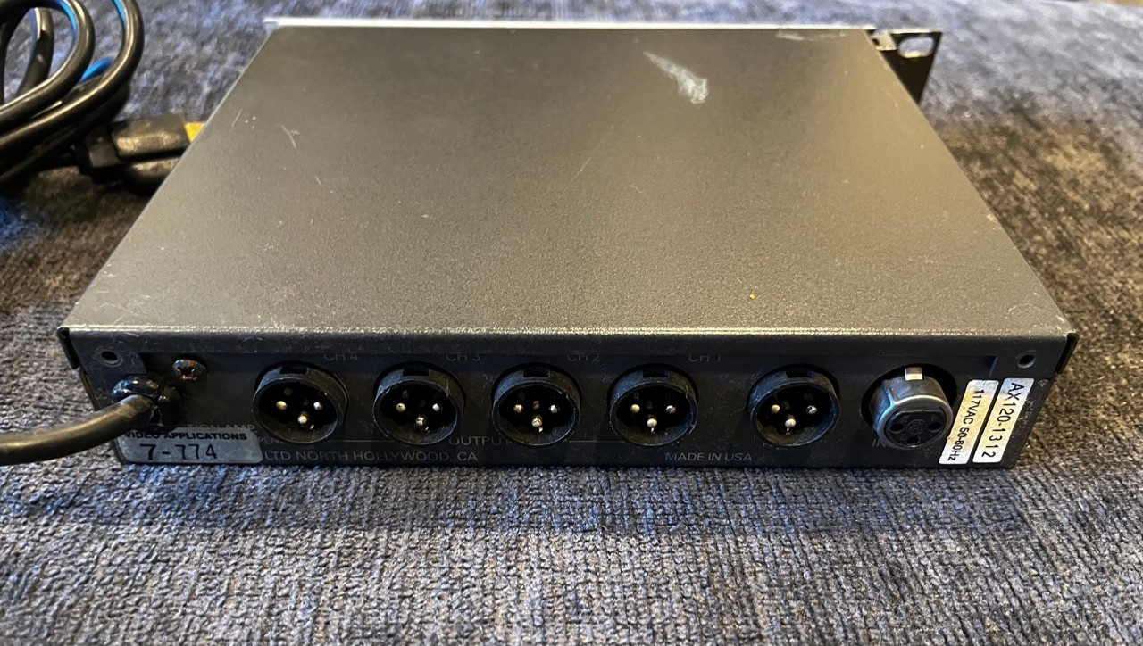 Aphex Model 120 1x4 Audio Distribution Amp Line Level Rack Unit