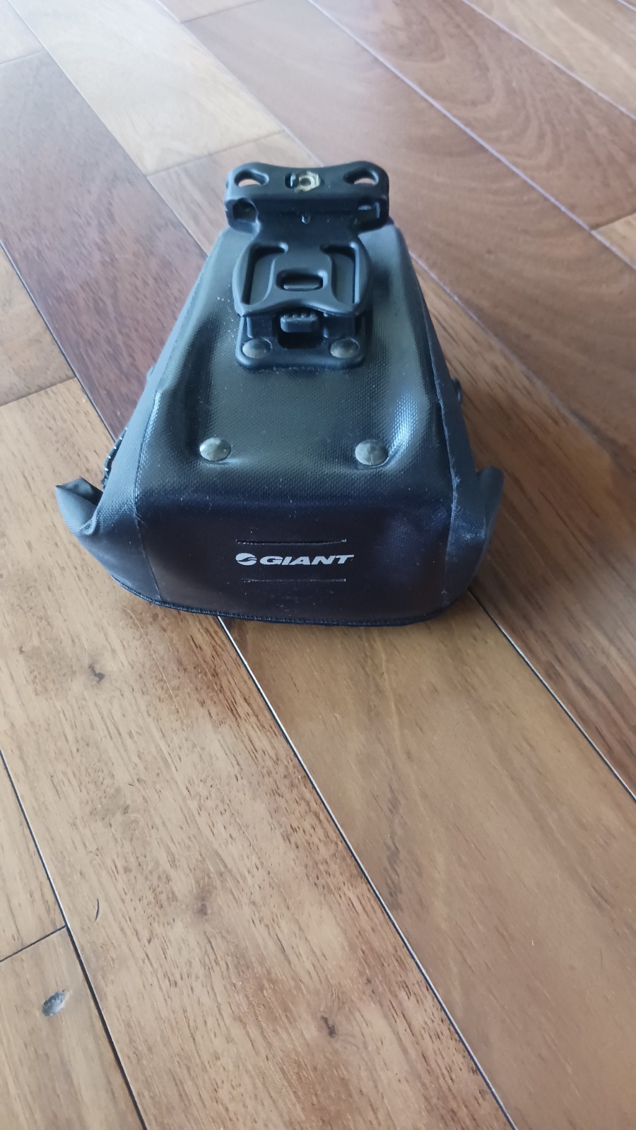 Giant Waterproof Saddle Bag 1.5L Seat Bag