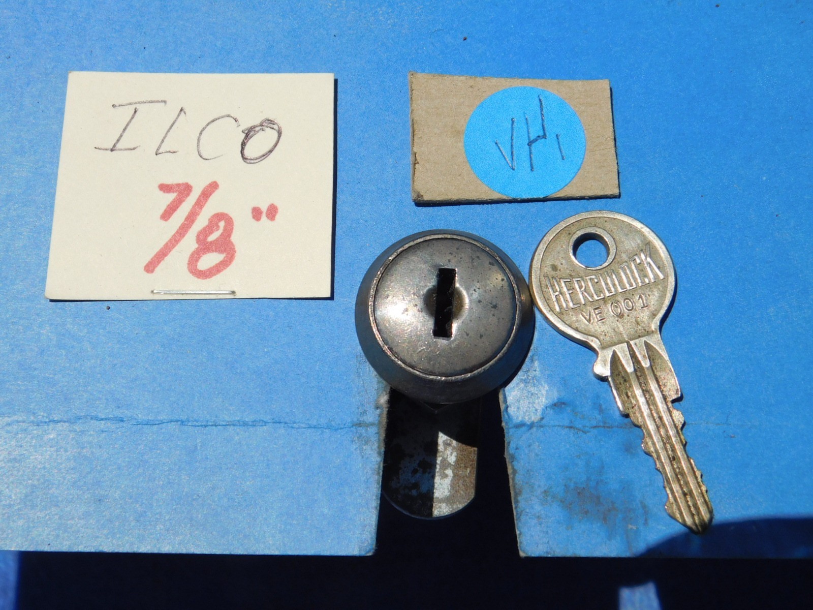 1940s-1950s Arcade Game Lock & Key ~ 7/8 inch - Ilco Herculock key VE 001