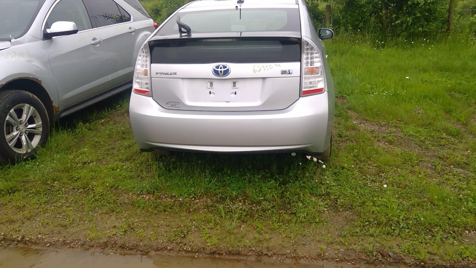 Used Floor Jack fits: 2011 Toyota Prius Grade A