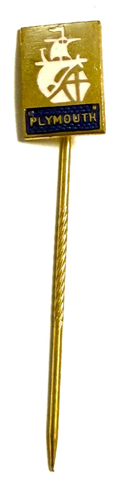 Playmouth Logo Pin (H38n)