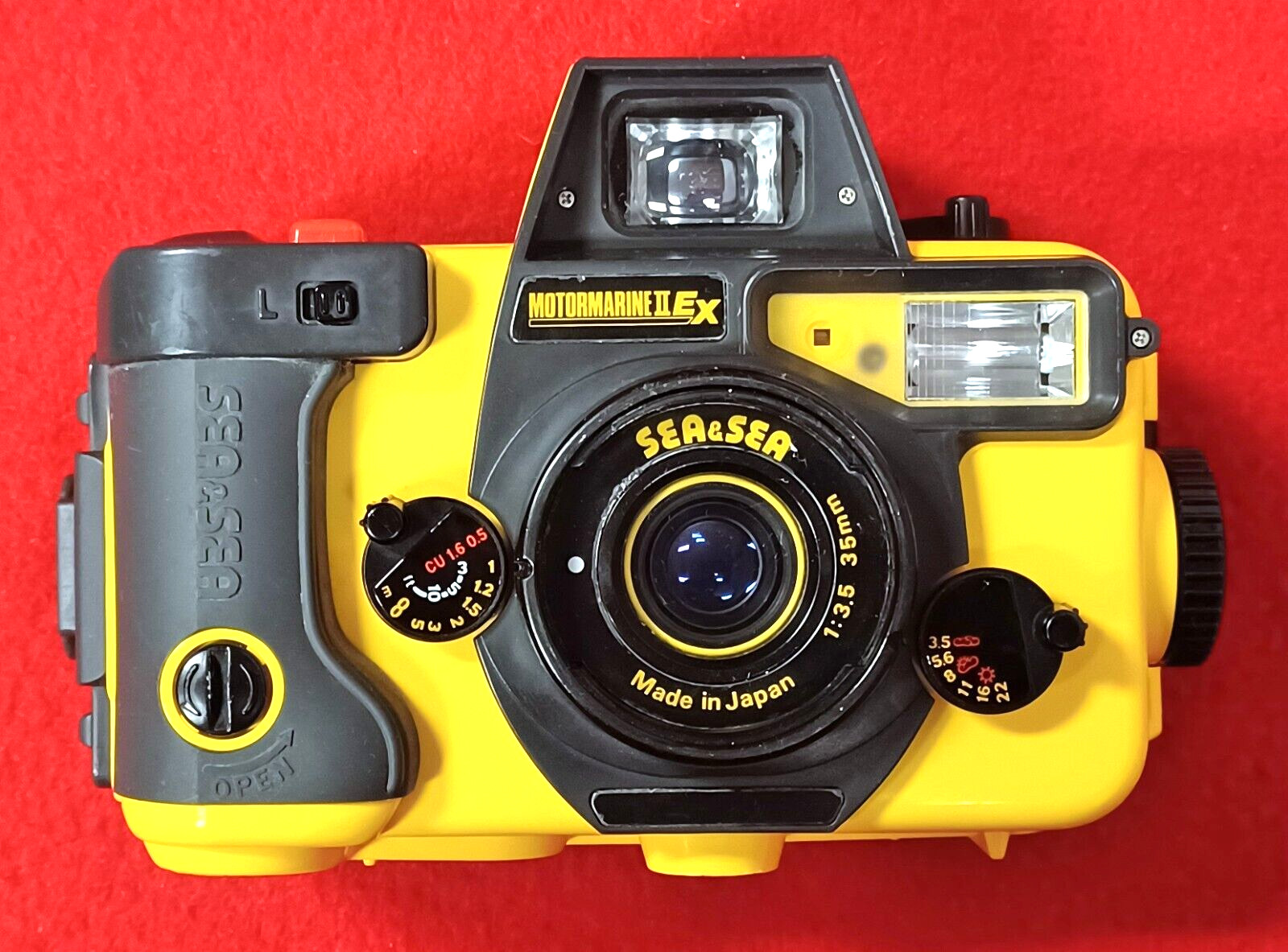 Underwater 35mm Camera Sea & Sea Motormarine II Ex, for Parts or Repair