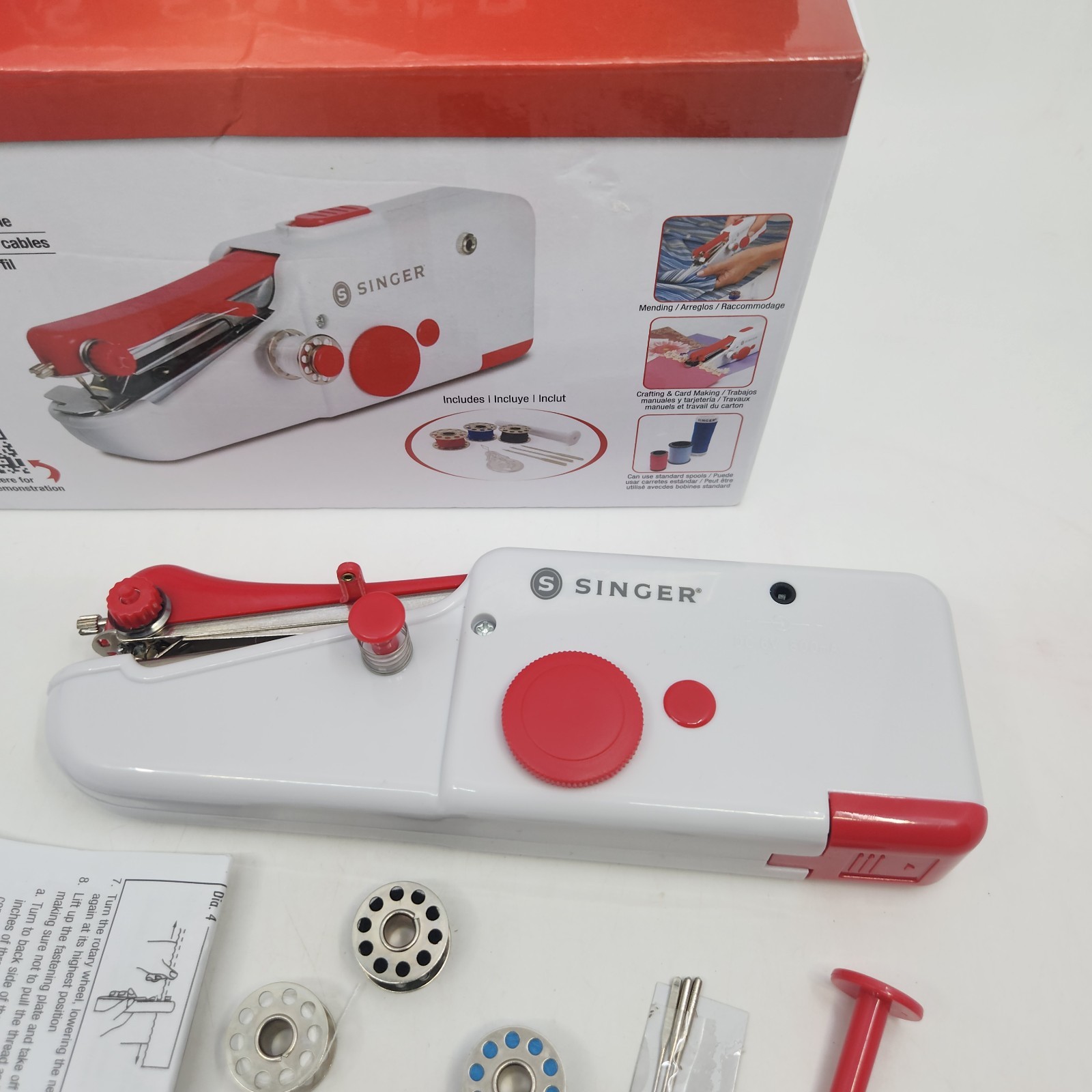 Singer Stitch Sew Quick Handheld Sewing Machine 01663 Cordless Works READ