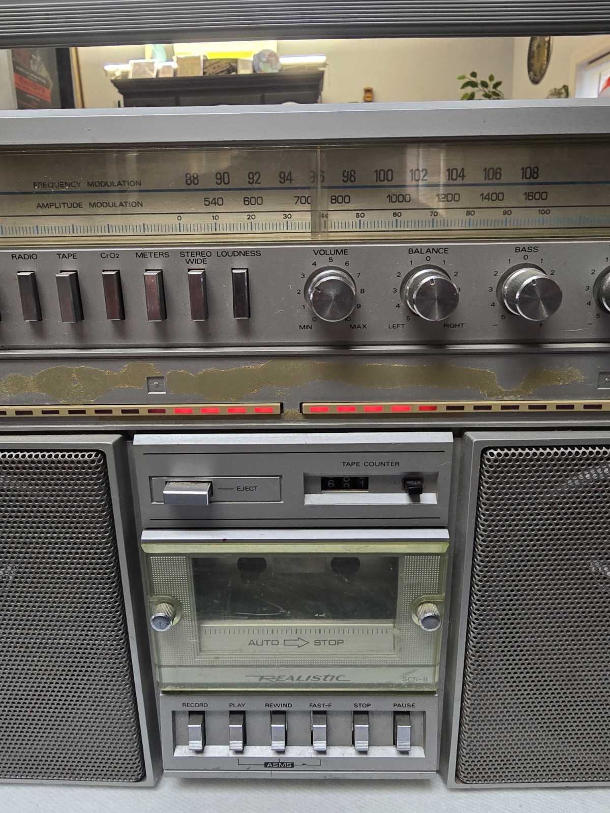 Vintage Realistic Scr 8 Read Description