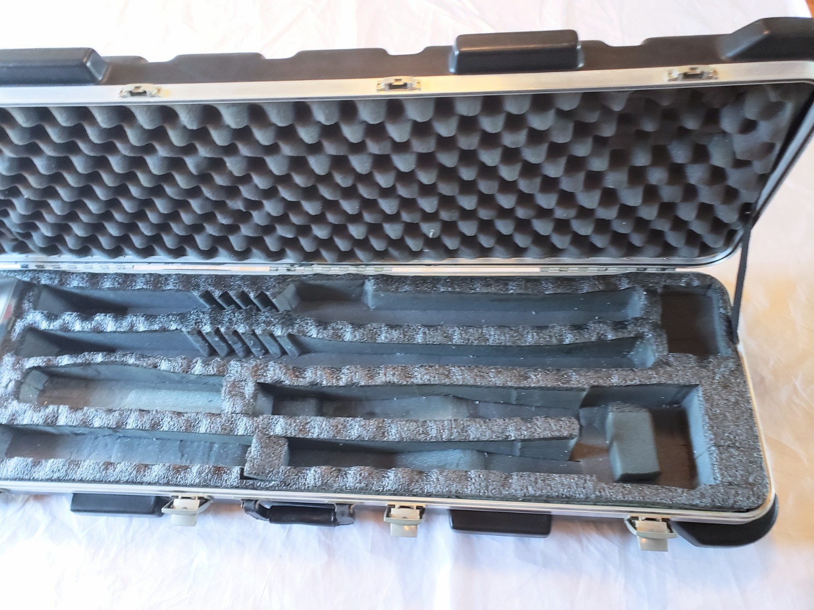 SKB Gun Case ATA Short Double Rifle or Customizable Model 4009 2SKB-4009
