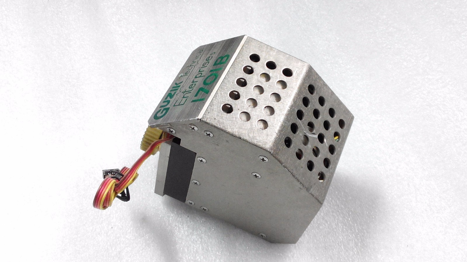 GUZIK 1701B MOTOR