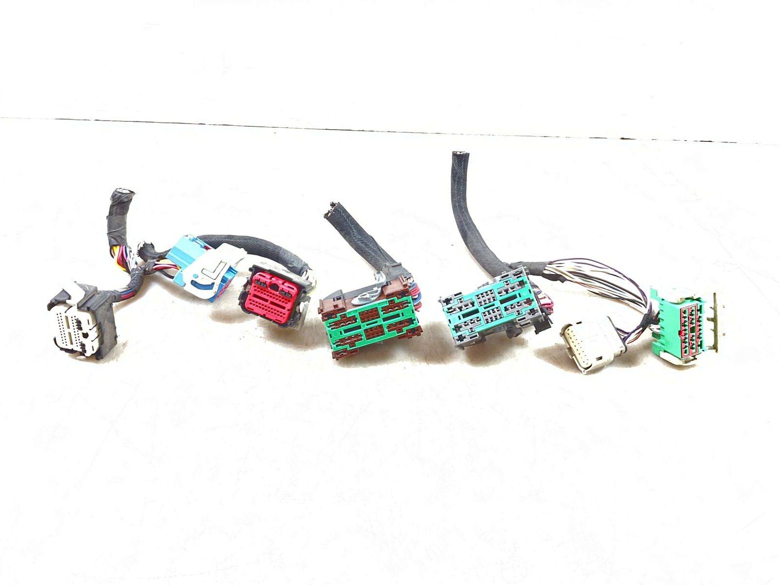 Jeep Wrangler JK OEM TIPM Fuse Box Plugs Set 2012 2013-2017 132421