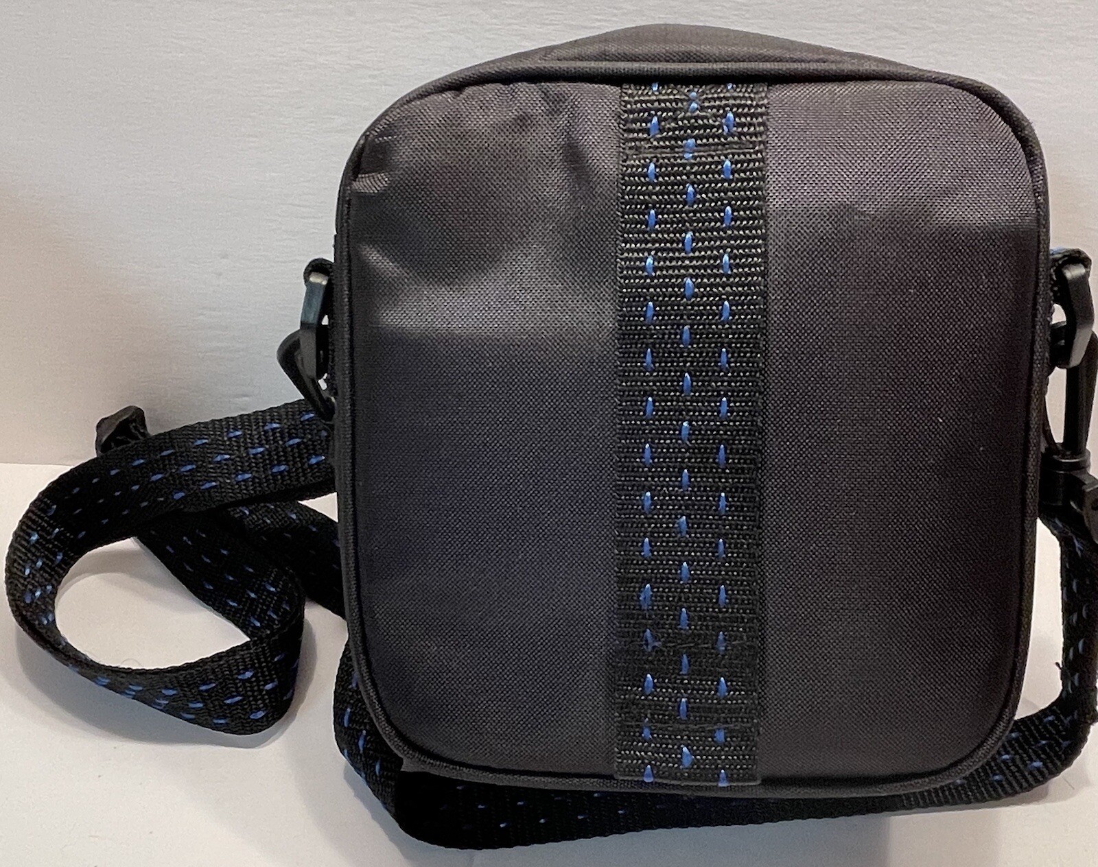 Samsonite Camera Bag Black Adjustable Shoulder Strap Preowned