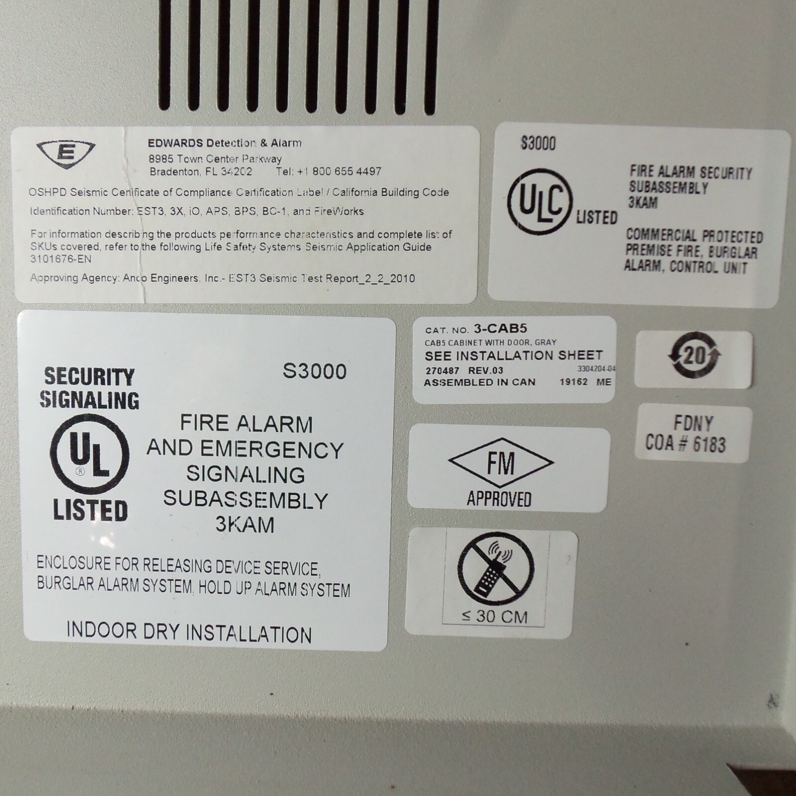 EDWARDS EST3 COMMERCIAL FIRE ALARM SECURITY EMERGENCY PANEL CONTROL UNIT W/ KEY