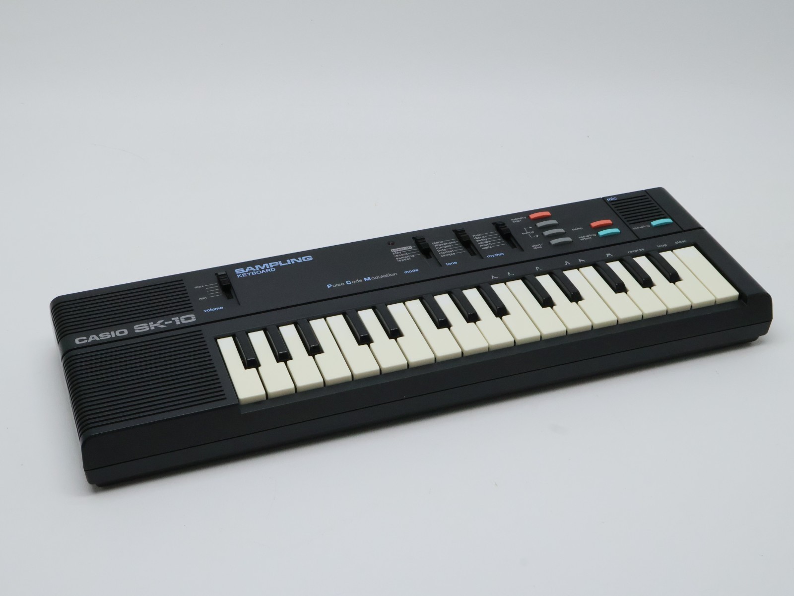 RARE Casio SK-10 Sampling Keyboard 32 Mini-Keys W/Case & Manual - Tested, CLEAN!