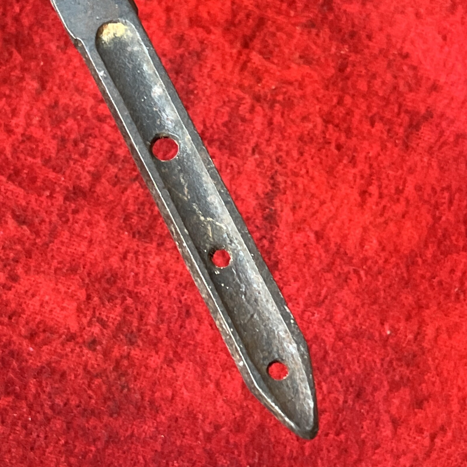 VINTAGE WOOD LEATHER CARVING CHISEL TOOL WOODEN HANDLE (k48)
