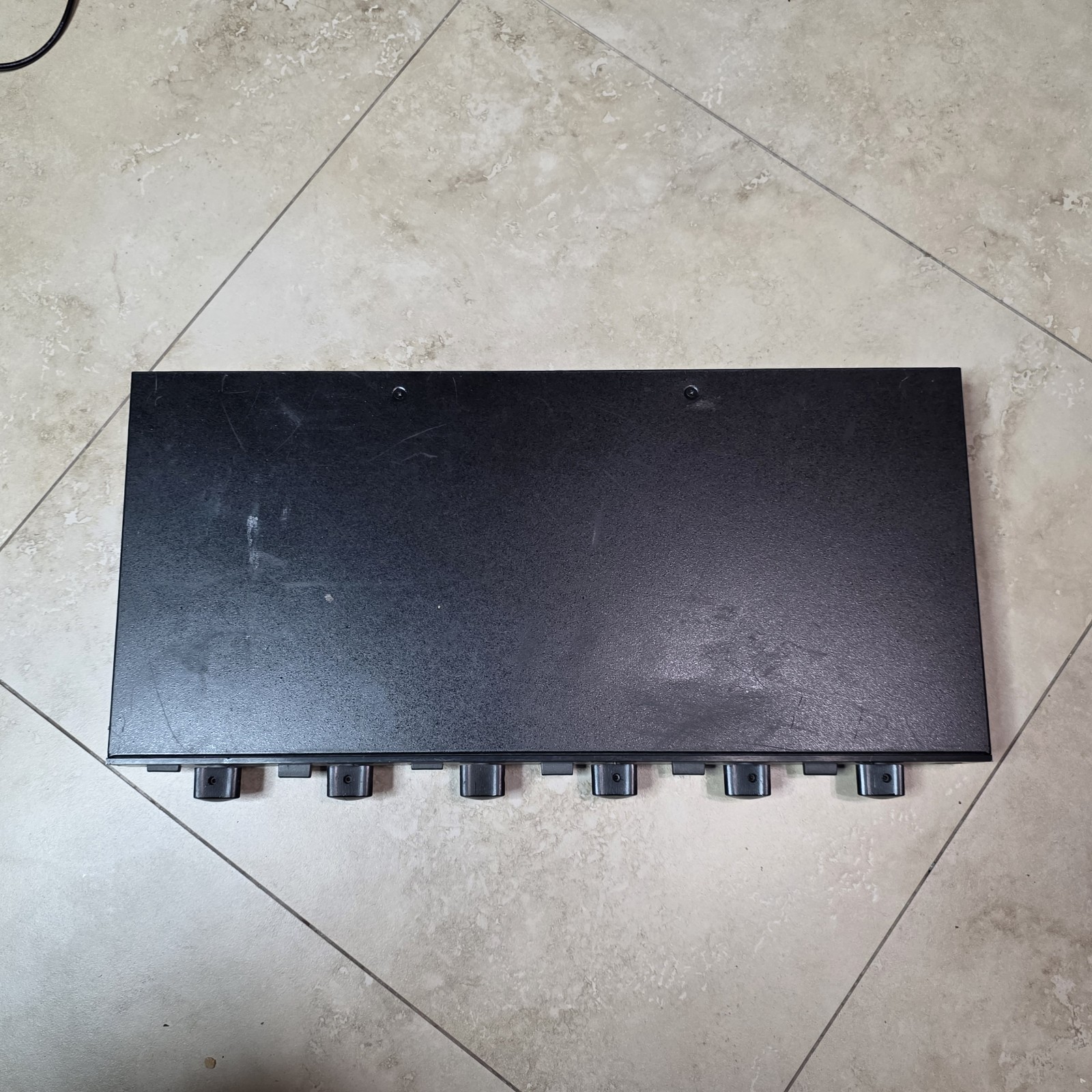 Niles SSVC-6 Speaker Selector Volume Control System 6 Zone Audio Switch