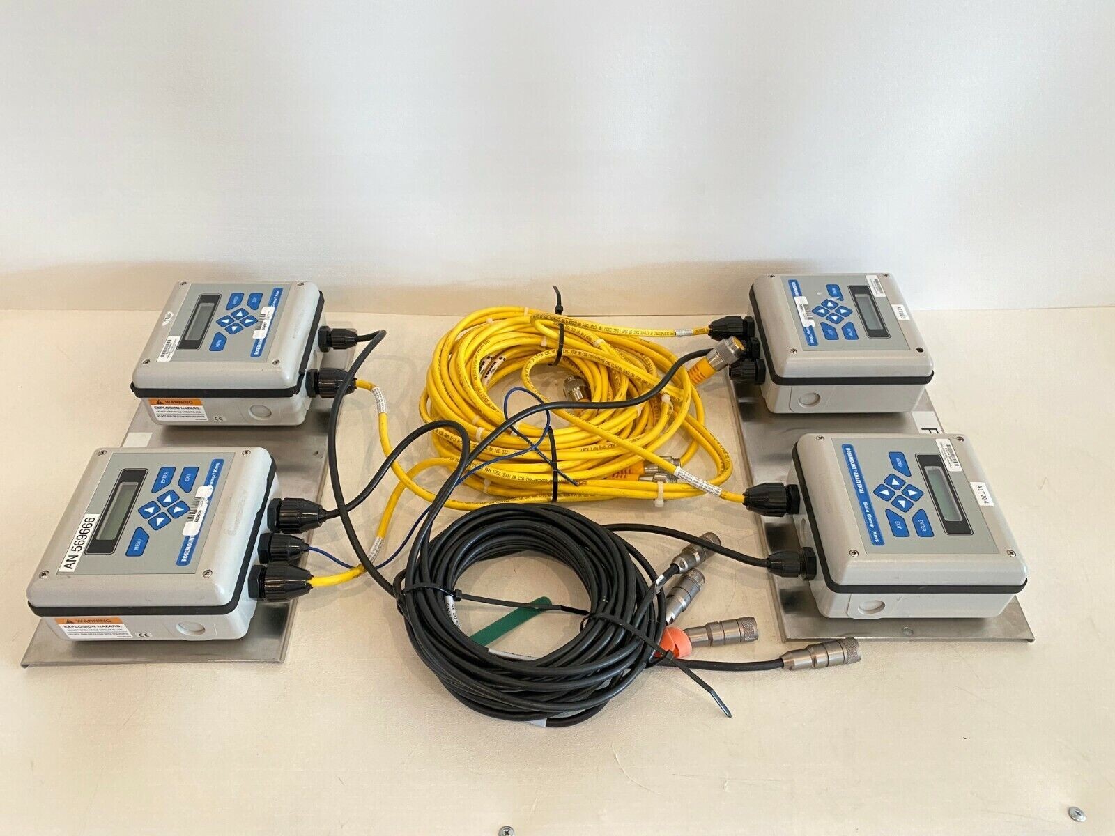 Rosemount Analytical OXMT-A-FF-11 Dissolved Oxygen pH/ORP Transmitter