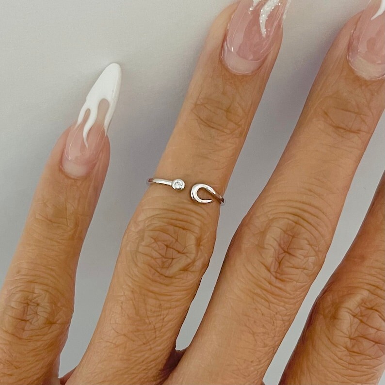 VALENTINE GIFT Adjustable Women's Solid Metal Delicate Toe Ring 925 Silver