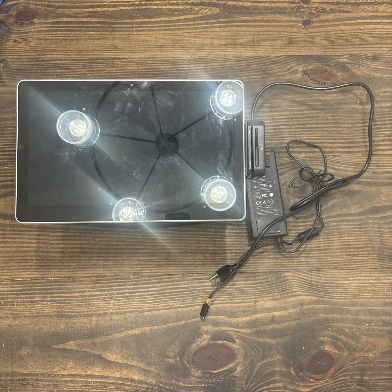 Toast Flex TT200 POS System Single Display w/Stand And Card Reader Power Bank