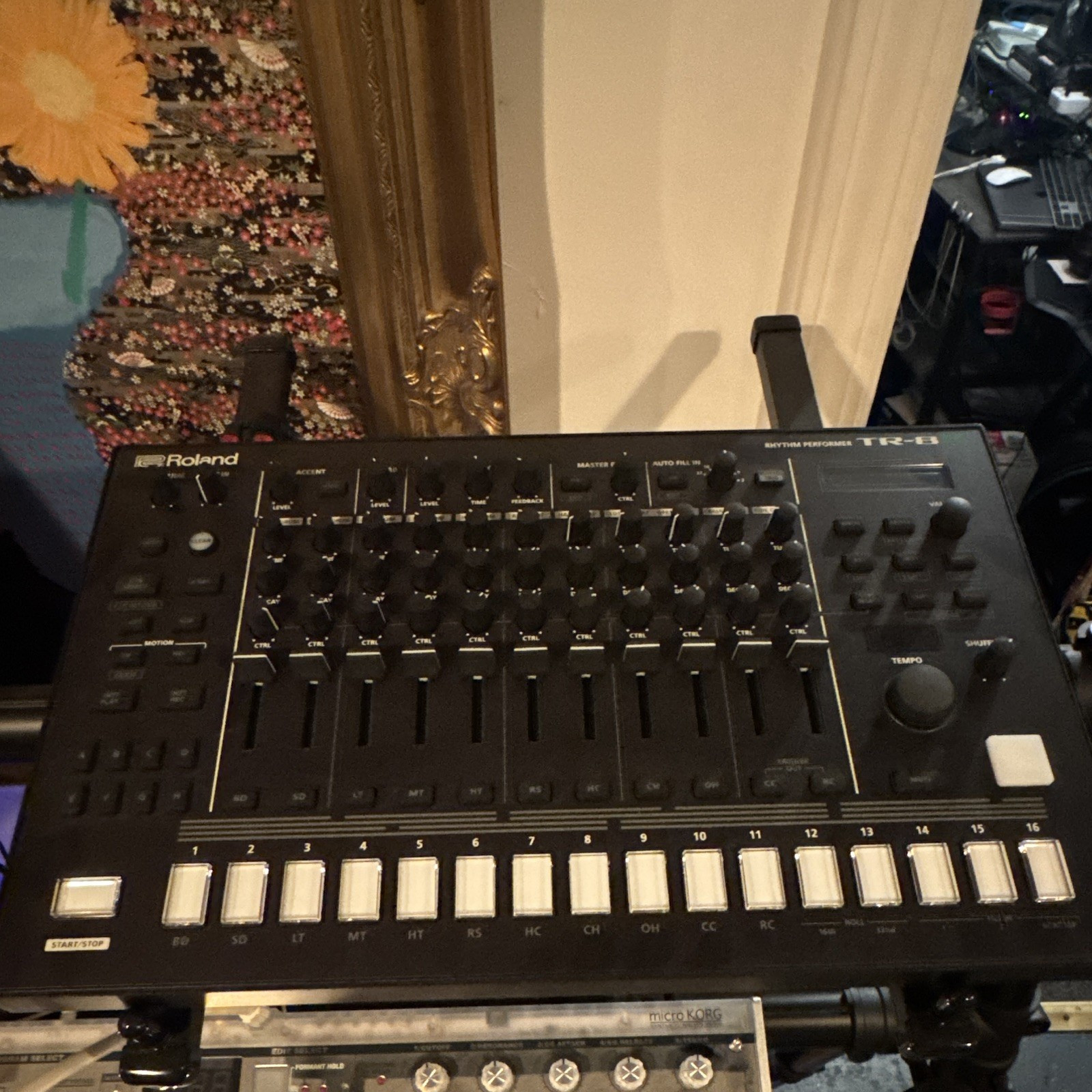 Roland TR-8S Drum Machine Tabletop