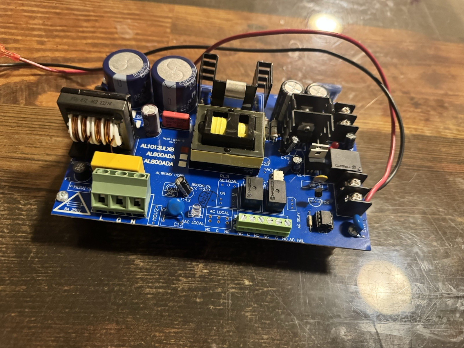 Altronix AL1012ULXB