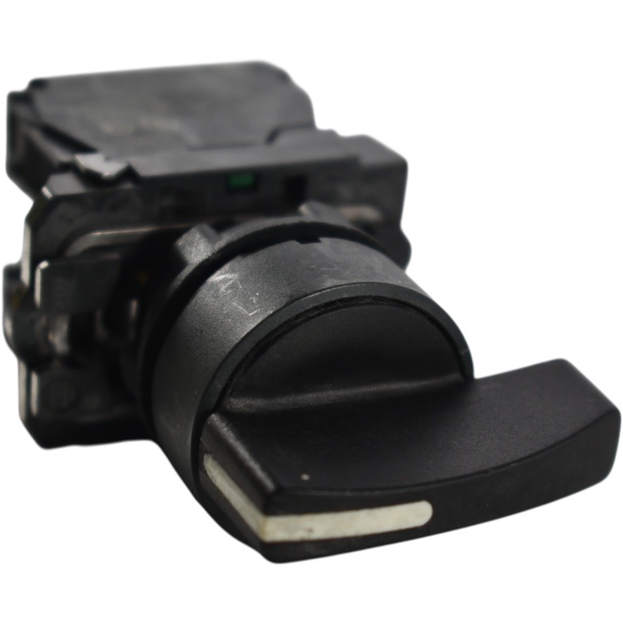 Telemecanique ZBE-101 Selector Switch Black 2 Position Maintained/Momentary