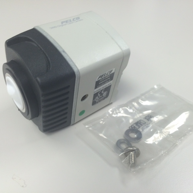 Pelco CCC5110H-6 Hires 1/3" Camera 24VAC Complete Set Includes Manuals