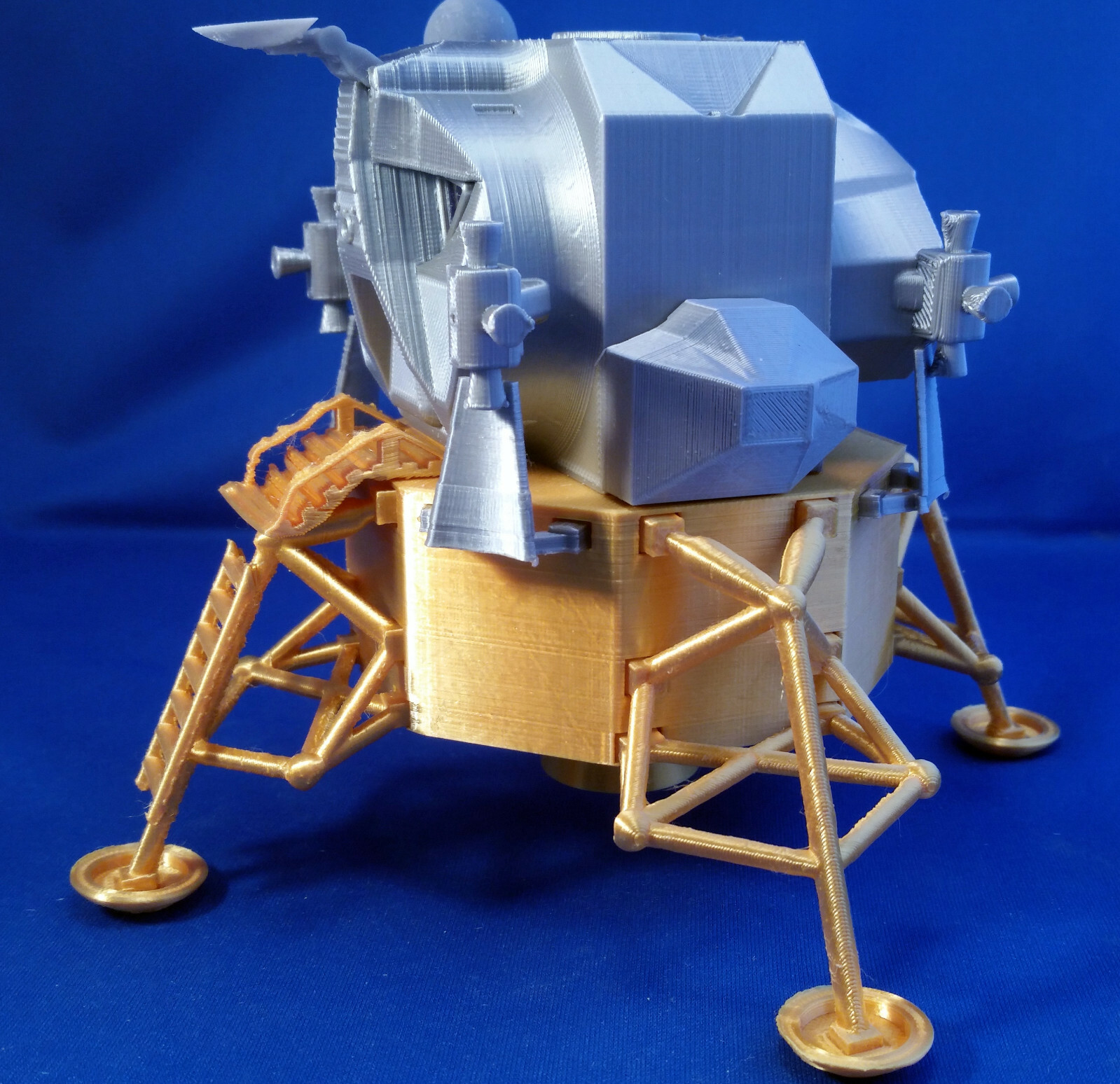 Apollo 11 Lunar Module Model (Fully Assembled) in 1/48 Scale